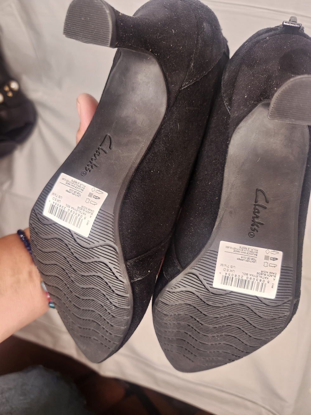 Clarks Women's Black Suede Low Block Heel Pumps